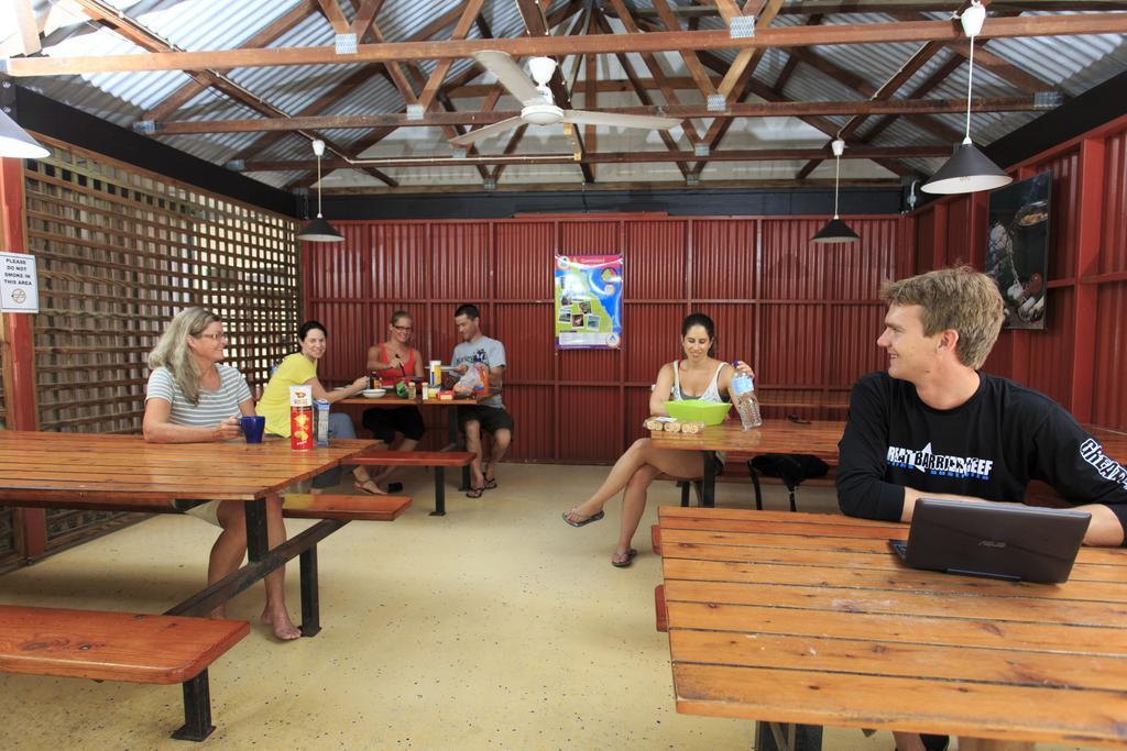 Coral Beach Lodge Port Douglas Kültér fotó
